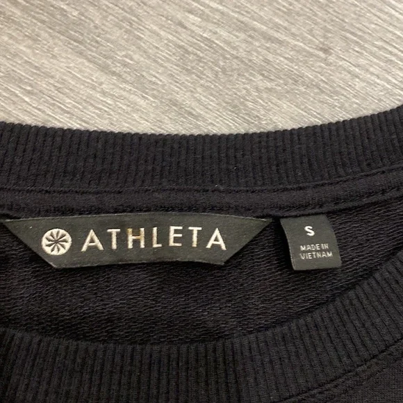 Athleta Drishti Ruched Side Tunic Length Top Black Size Small EUC - Picture 7 of 8